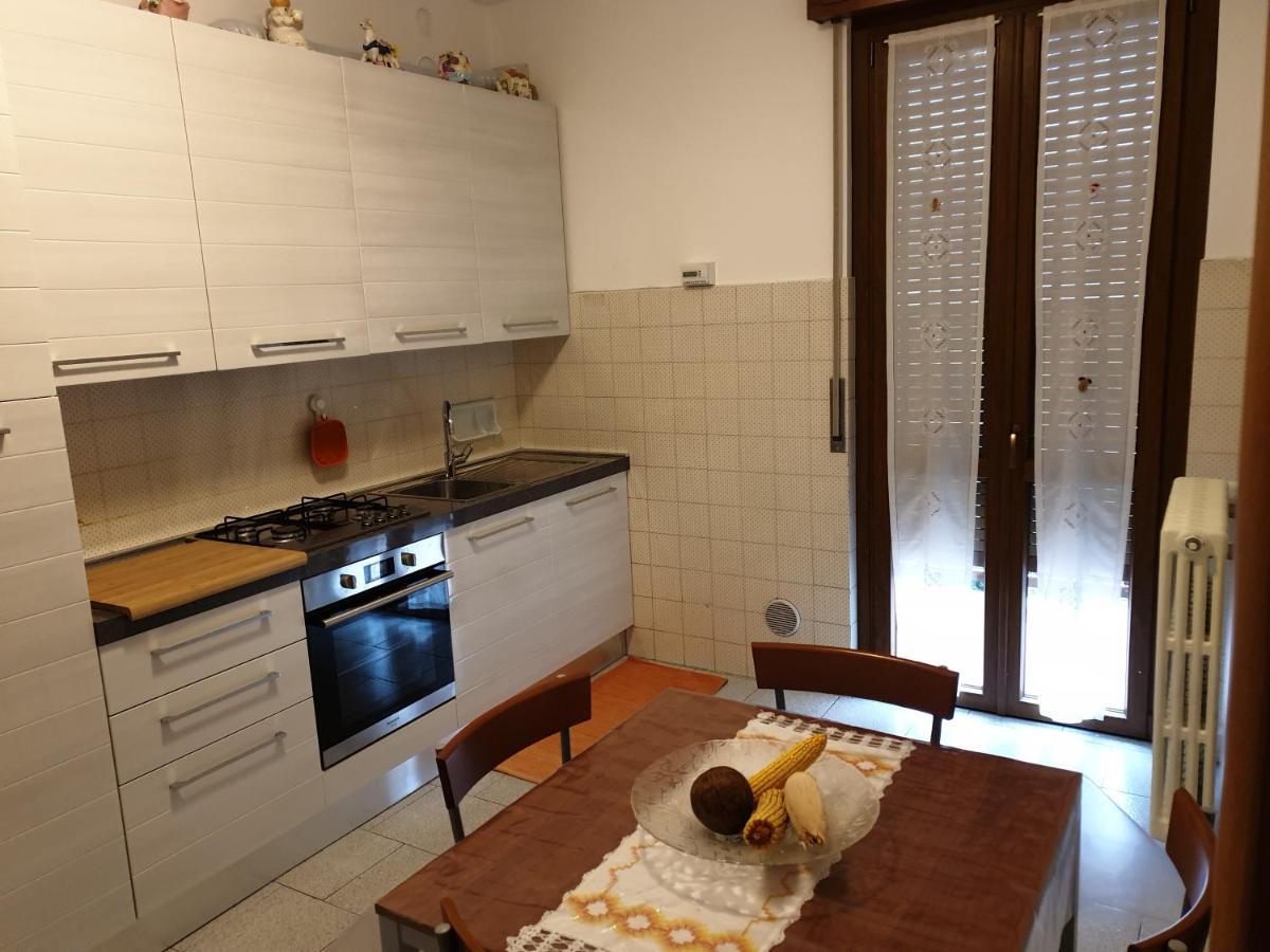 Appartement Tranquillità e cordialità a 30 minuti da MIlano à Busto Arsizio Extérieur photo