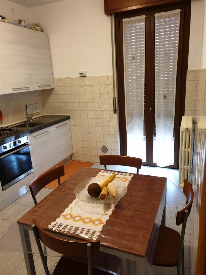Appartement Tranquillità e cordialità a 30 minuti da MIlano à Busto Arsizio Extérieur photo